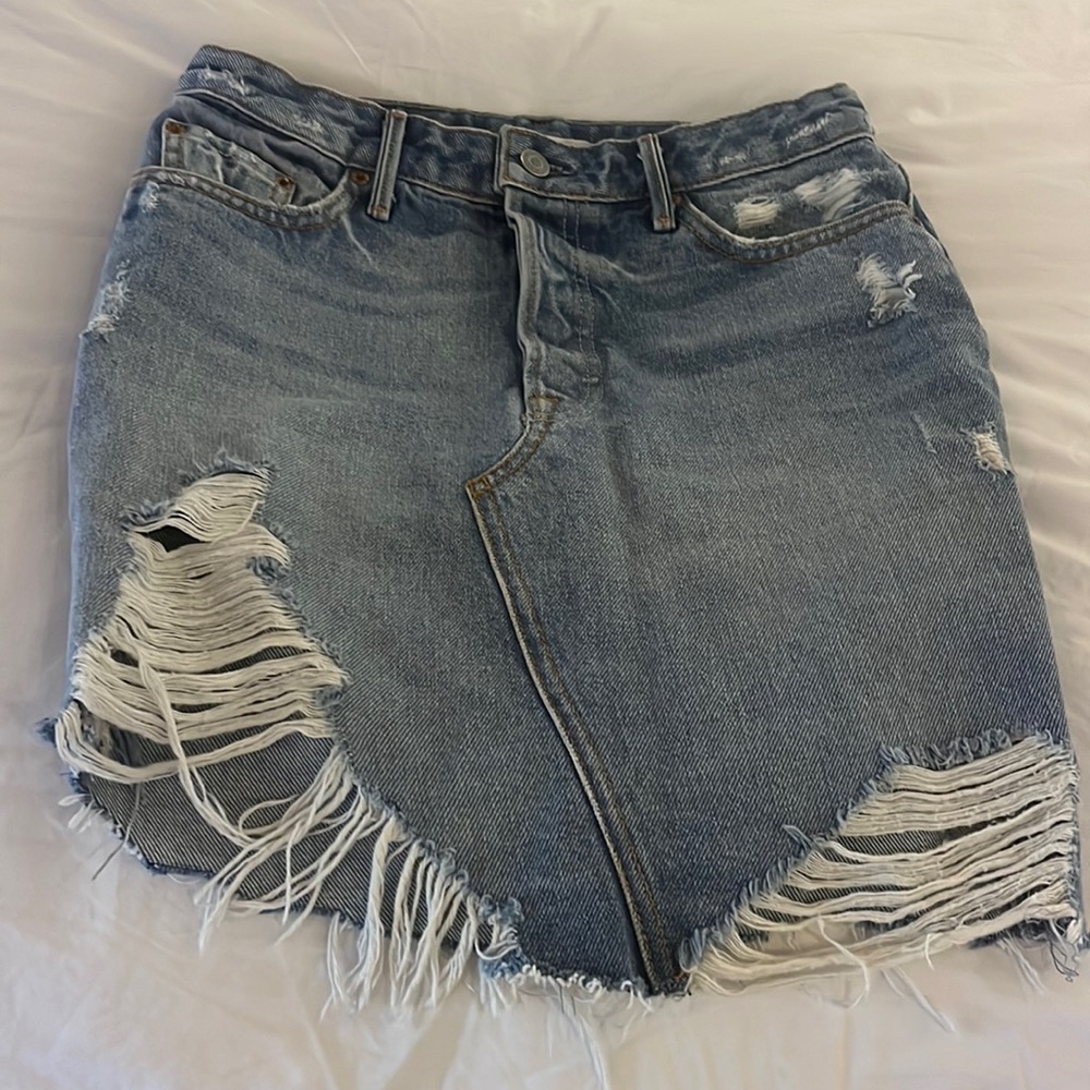 Beautiful denim skirt , size 26 , GRLFRND